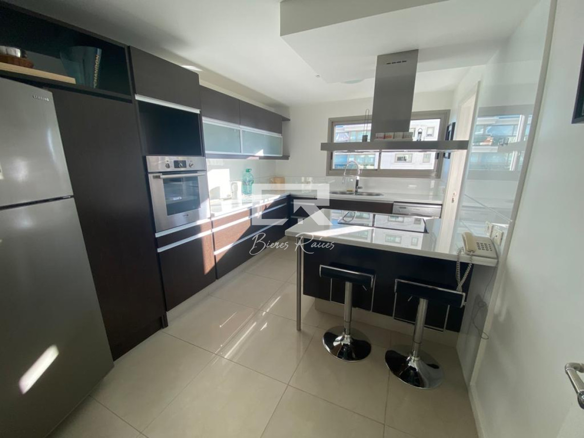 Apartamento ID.111 - Alta gama al mar en las primeras paradas de playa brava.