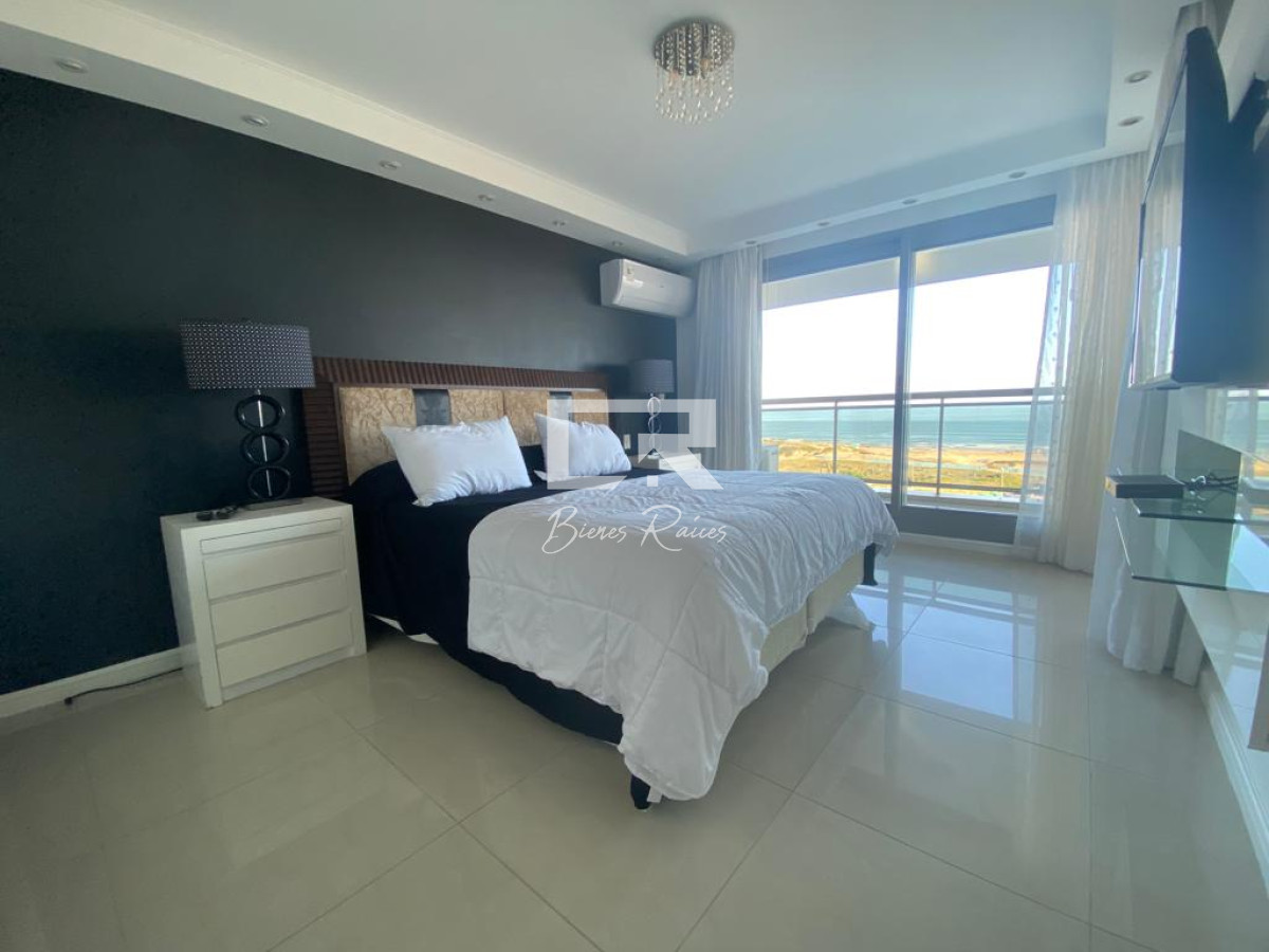 Apartamento ID.111 - Alta gama al mar en las primeras paradas de playa brava.