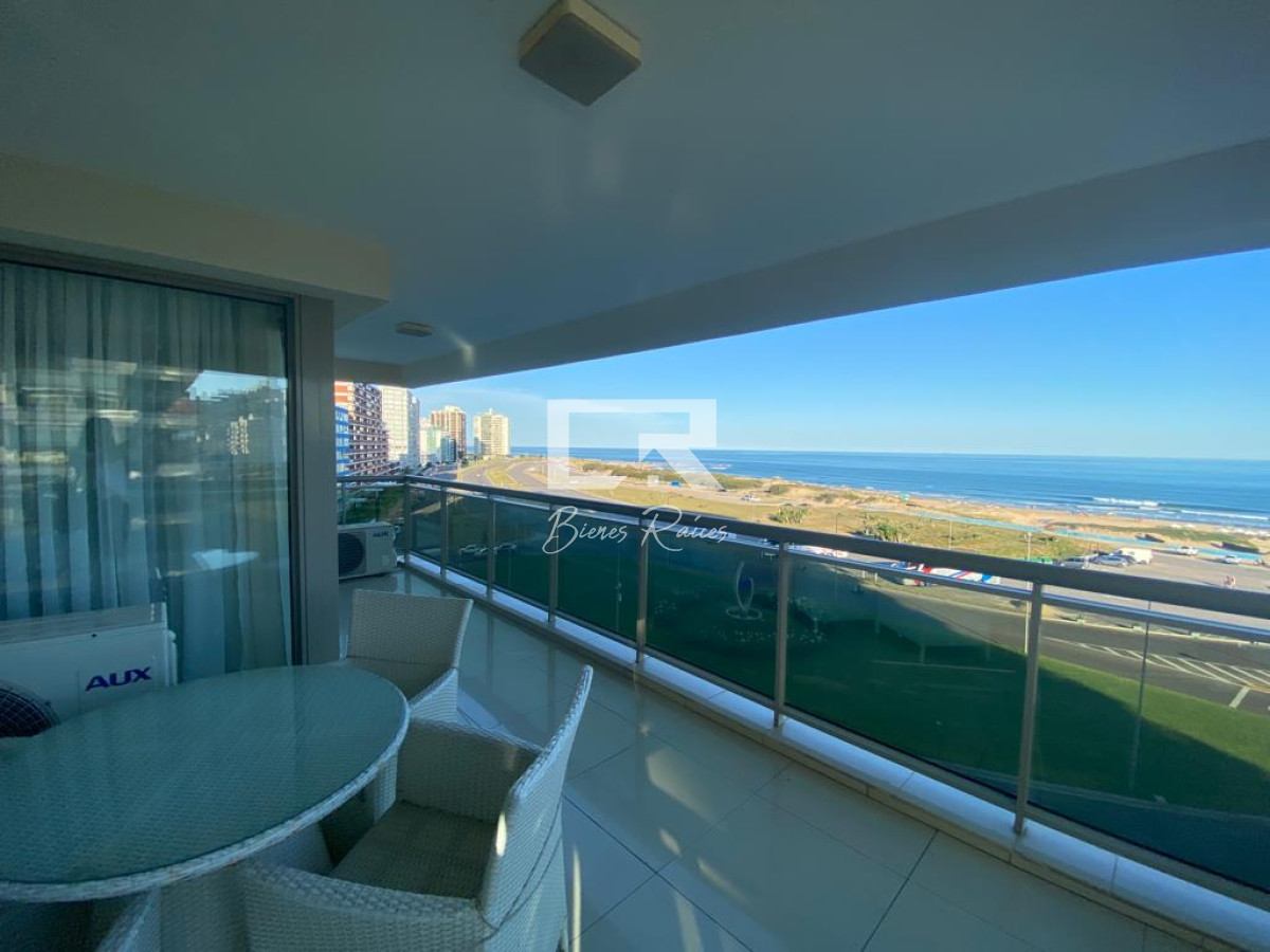 Apartamento ID.111 - Alta gama al mar en las primeras paradas de playa brava.