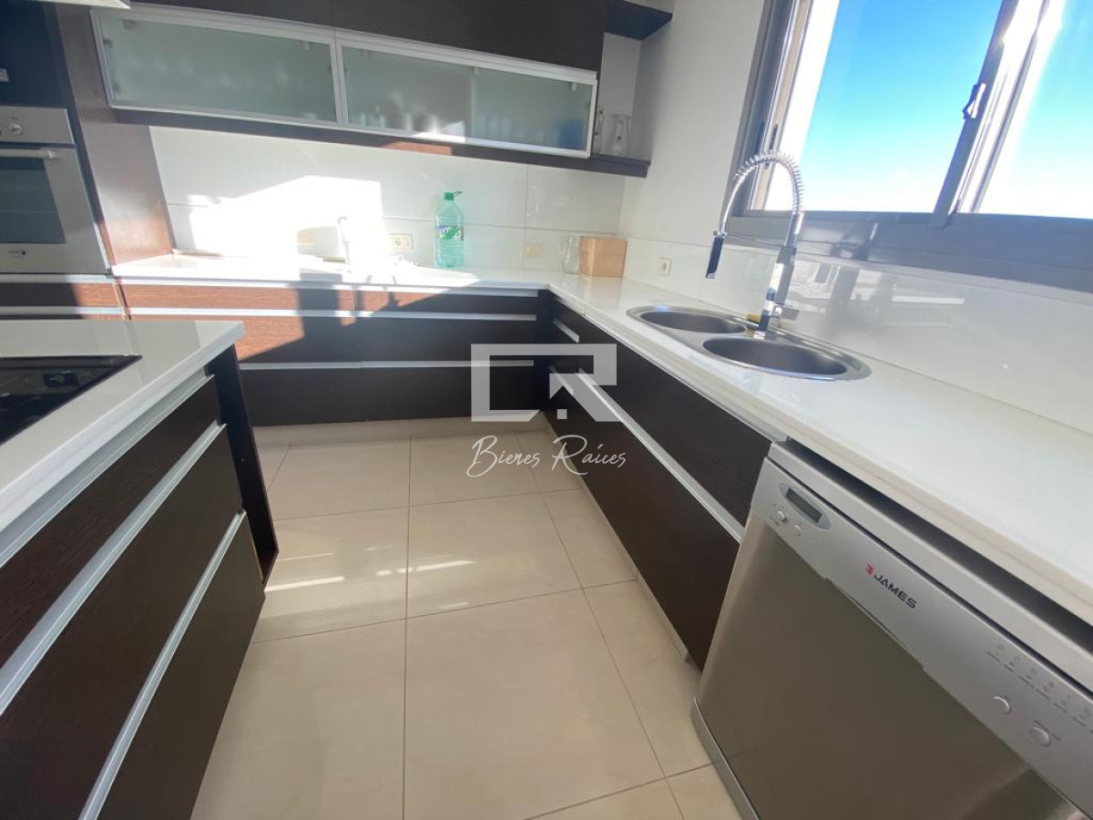 Apartamento ID.111 - Alta gama al mar en las primeras paradas de playa brava.