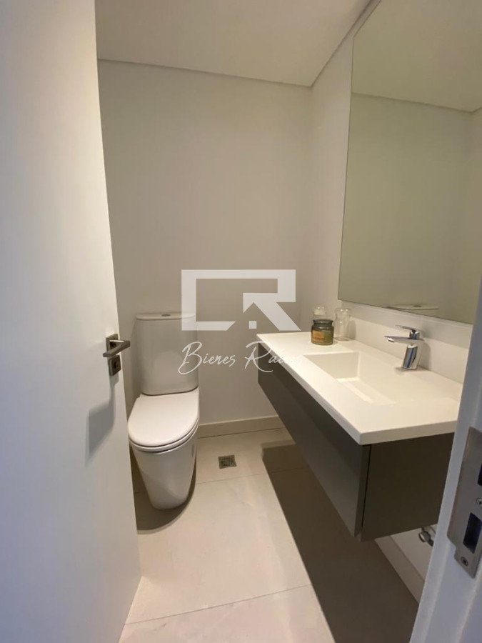 Apartamento ID.113 - Sobre la primer línea al mar,  conjugue estilo y calidad.