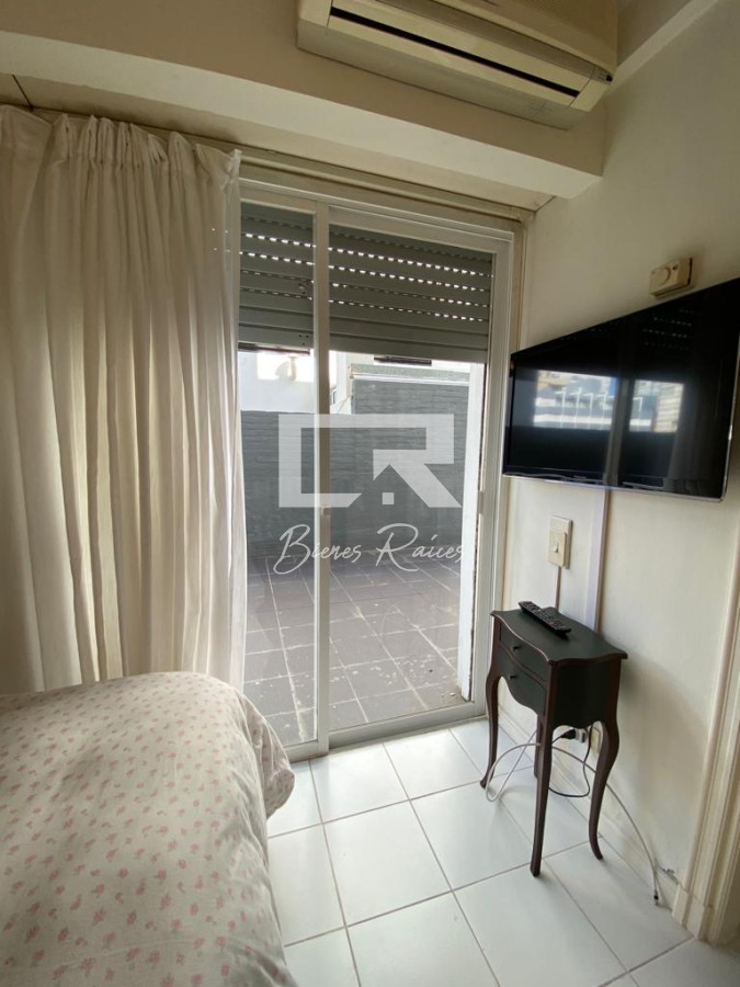 Apartamento ID.119 - Excepcional apto sobre rambla portuaria.