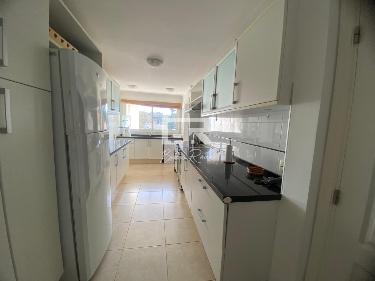 Apartamento ID.711 - BAHIA BRAVA 