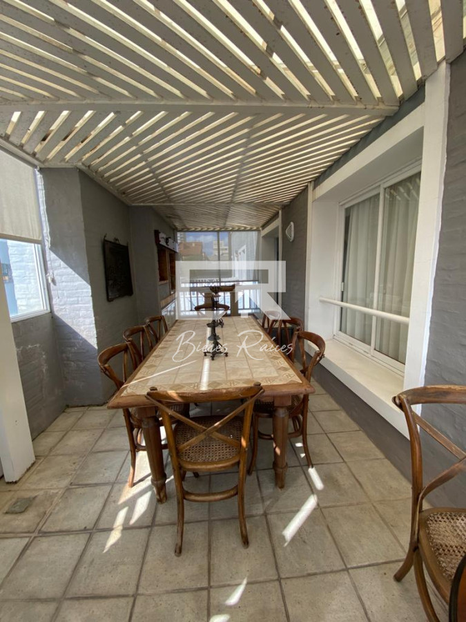 Apartamento ID.119 - Excepcional apto sobre rambla portuaria.