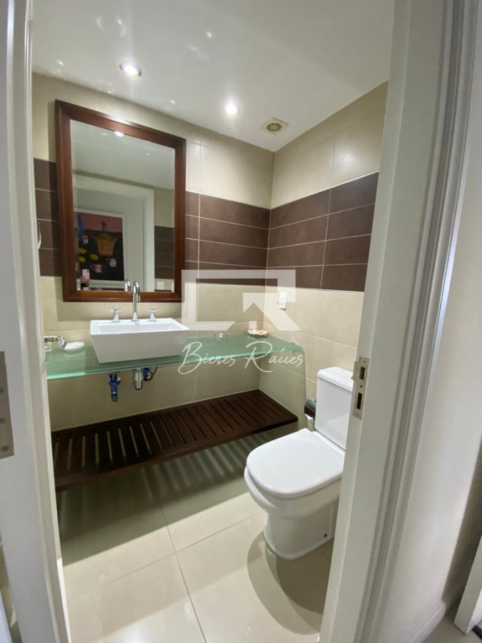 Apartamento ID.110 - Excepcional apto con una ubicación inmejorable.