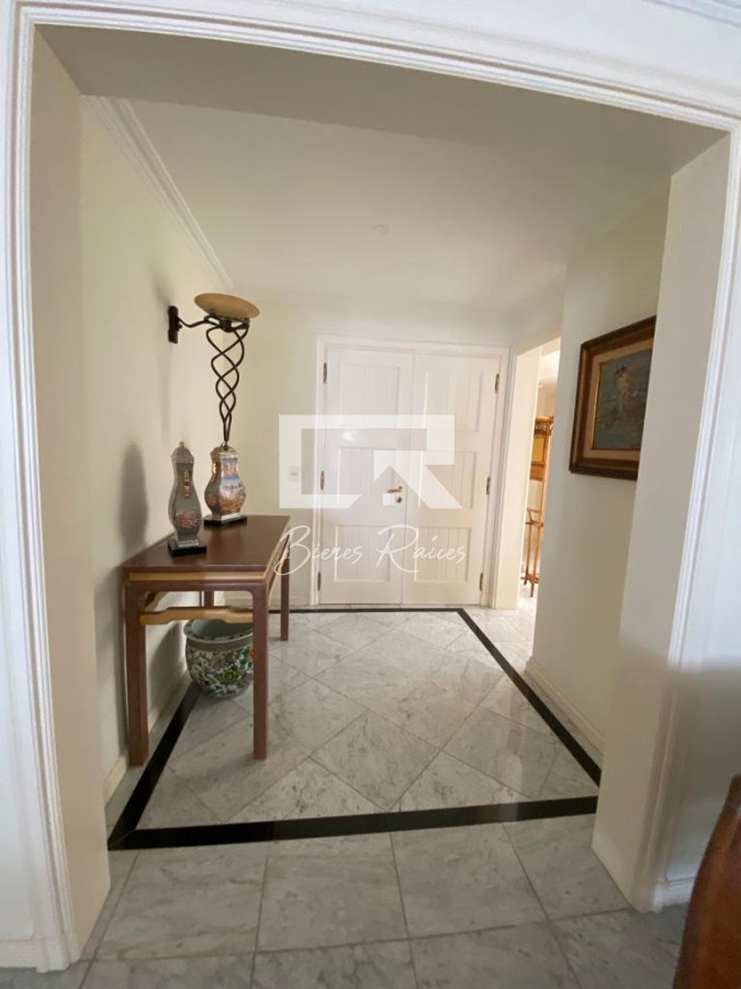 Apartamento ID.119 - Excepcional apto sobre rambla portuaria.