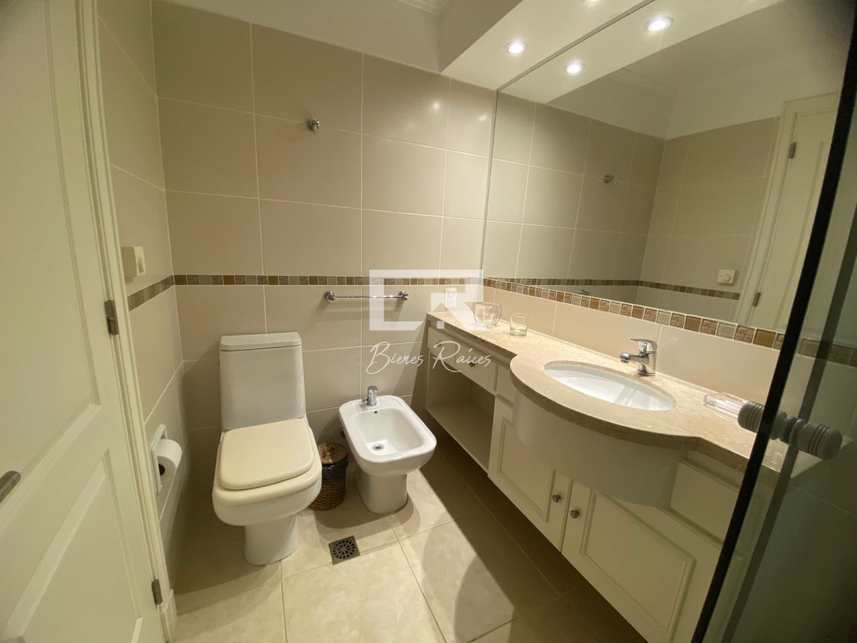 Apartamento ID.711 - BAHIA BRAVA 