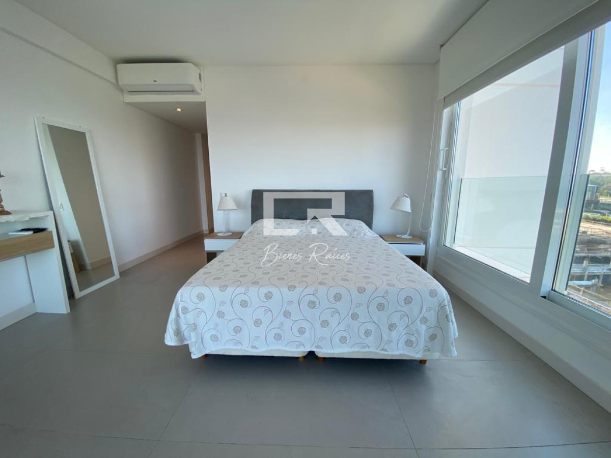 Apartamento ID.113 - Sobre la primer línea al mar,  conjugue estilo y calidad.