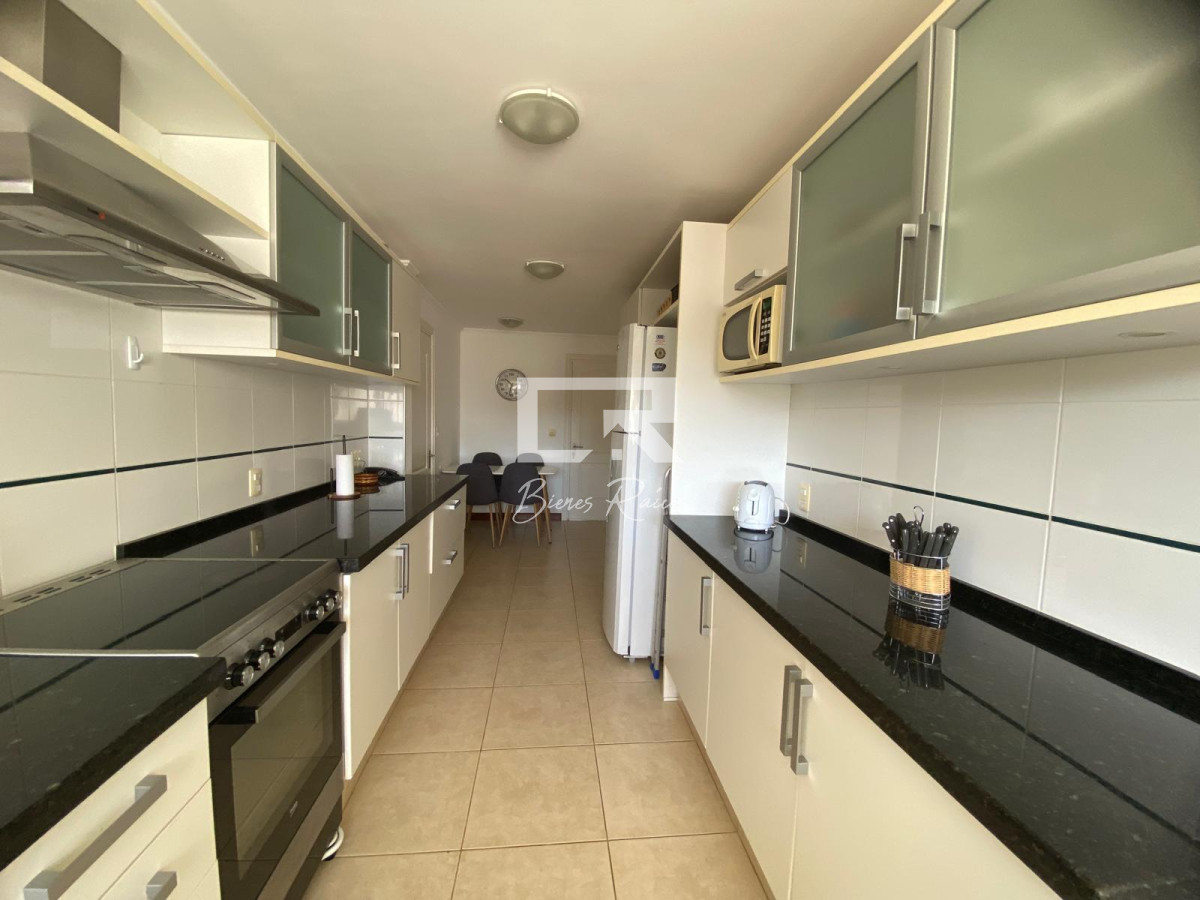 Apartamento ID.711 - BAHIA BRAVA 