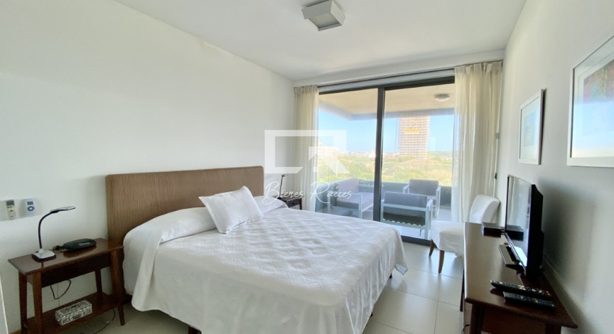 Apartamento ID.114 - Confort, calidad y entorno en una planta única. 