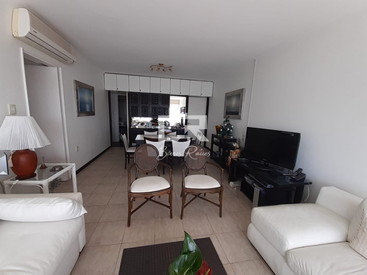 Apartamento ID.106 - La mejor orientación de sol con una vista inmejorable al puerto.