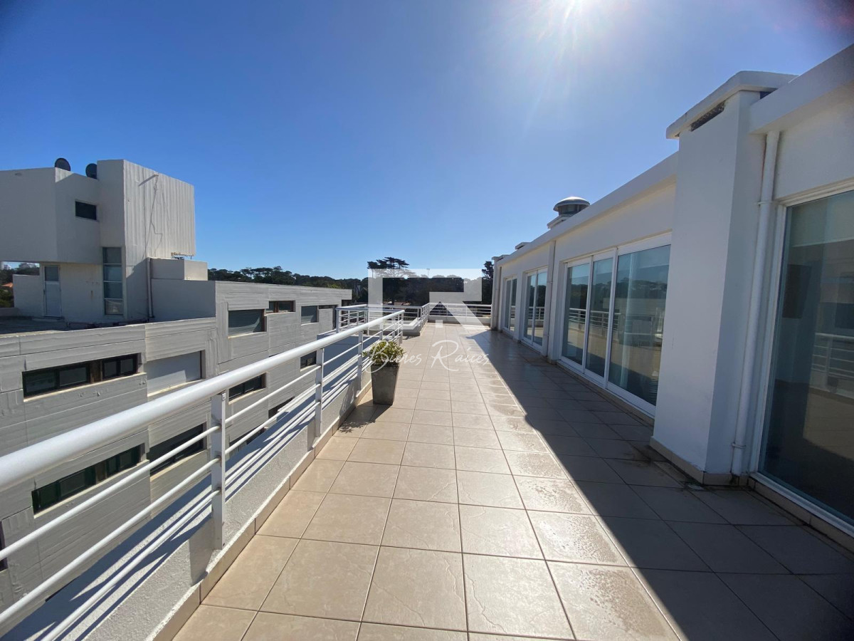 Apartamento ID.711 - BAHIA BRAVA 