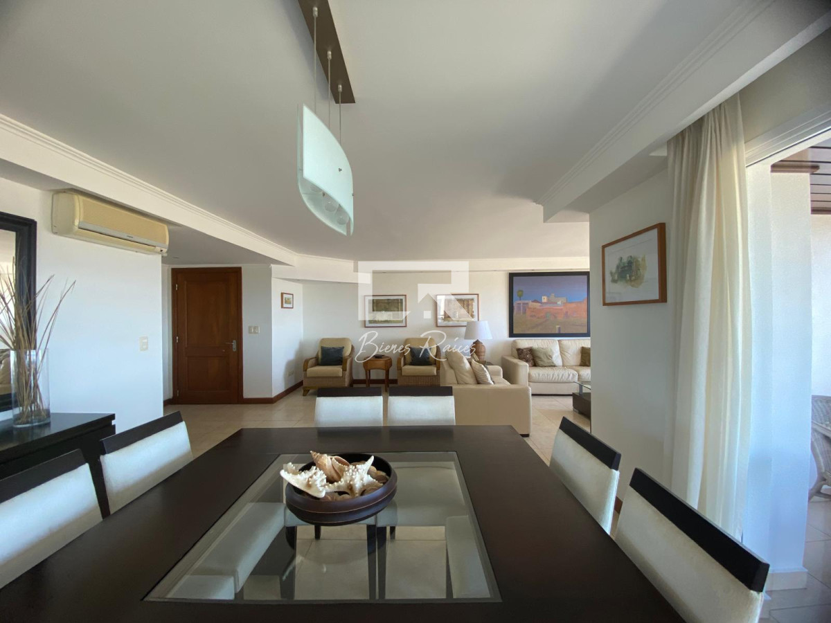 Apartamento ID.711 - BAHIA BRAVA 
