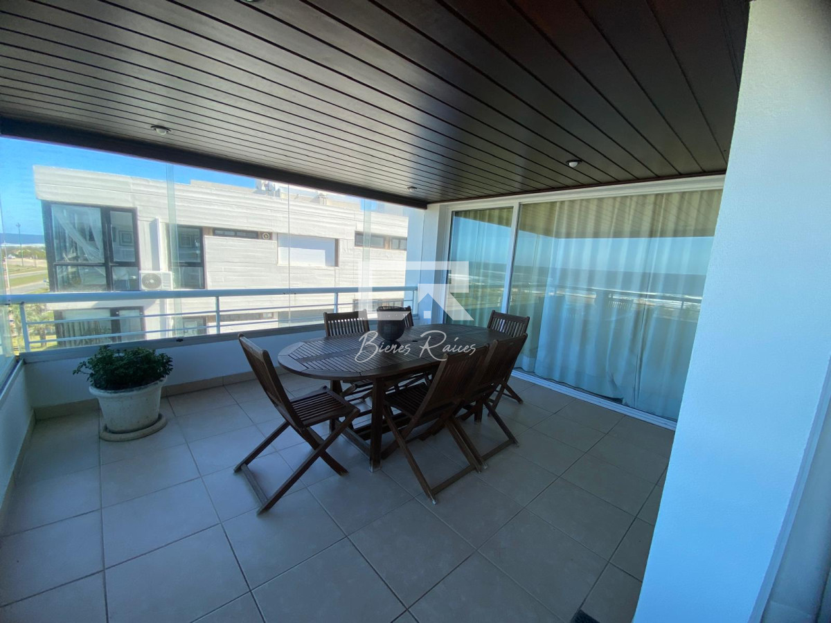 Apartamento ID.711 - BAHIA BRAVA 
