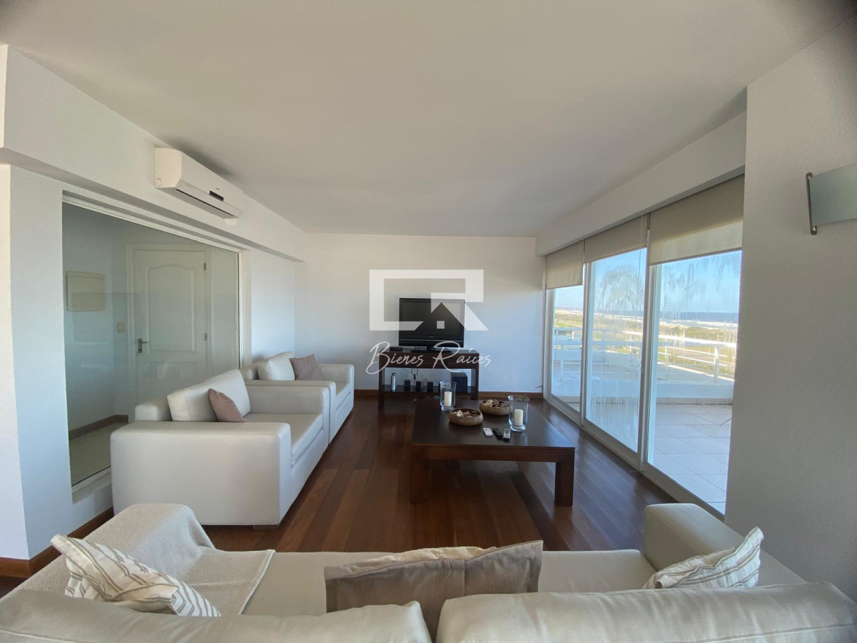 Apartamento ID.711 - BAHIA BRAVA 