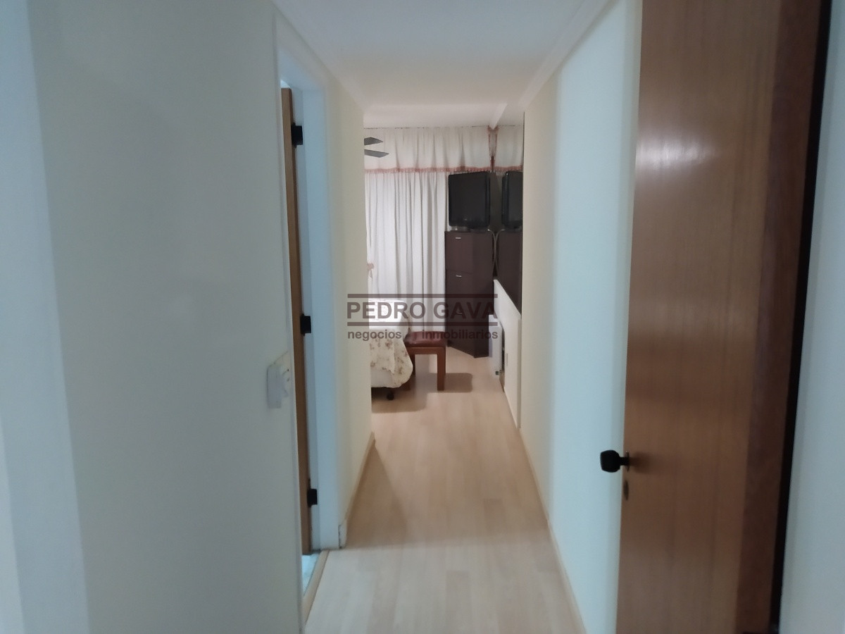 Apartamento ID.149 - Apartamento a la venta de 3 dormitorios y 2 baños sobre la Rambla de Piriapolis