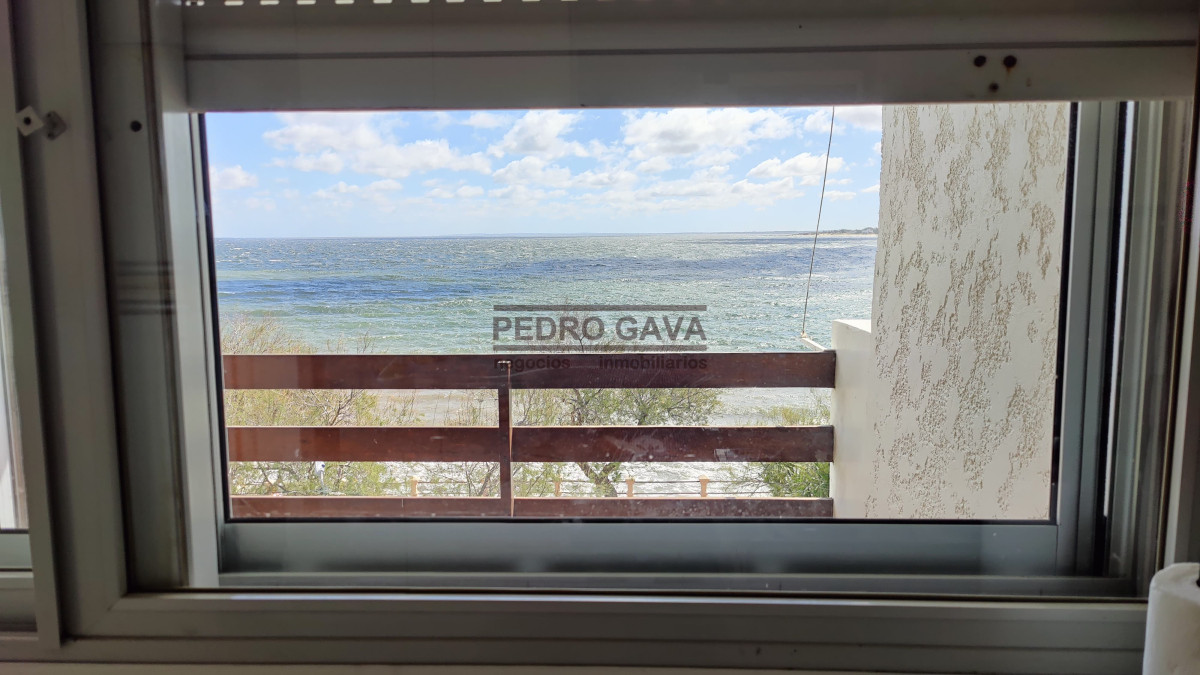 Apartamento ID.309 - Apartamento en venta en Piriápolis – Edificio Armen, vista al mar y atardeceres únicos