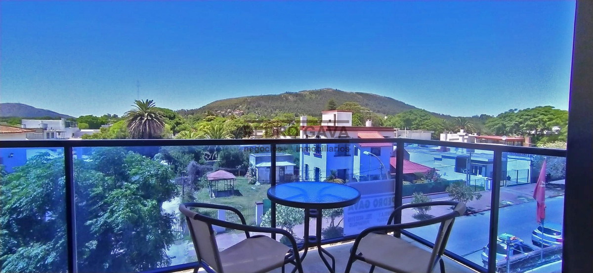 Apartamento ID.225 - Apartamento en alquiler Anual en Piriapolis, excelente ubicacion y comodidades !!