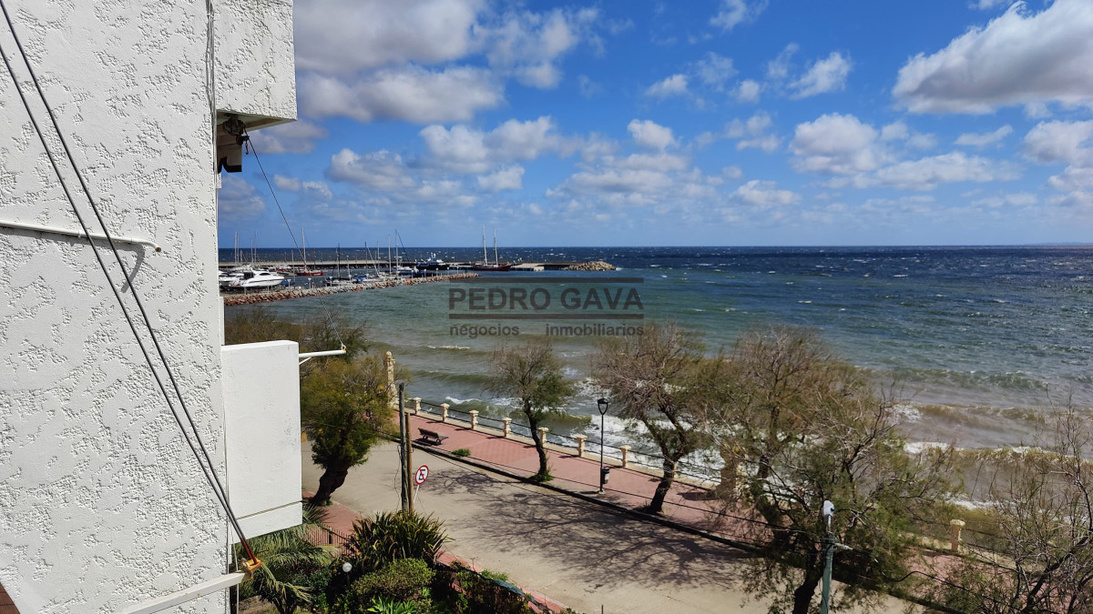 Apartamento ID.309 - Apartamento en venta en Piriápolis – Edificio Armen, vista al mar y atardeceres únicos
