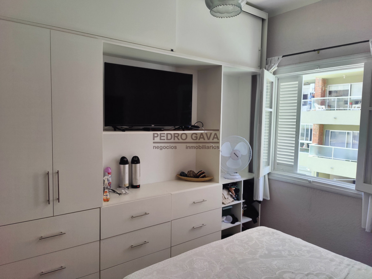 Apartamento ID.339 - Apartamento en venta en Piriápolis, a 30 m de la playa - Edificio Rambla