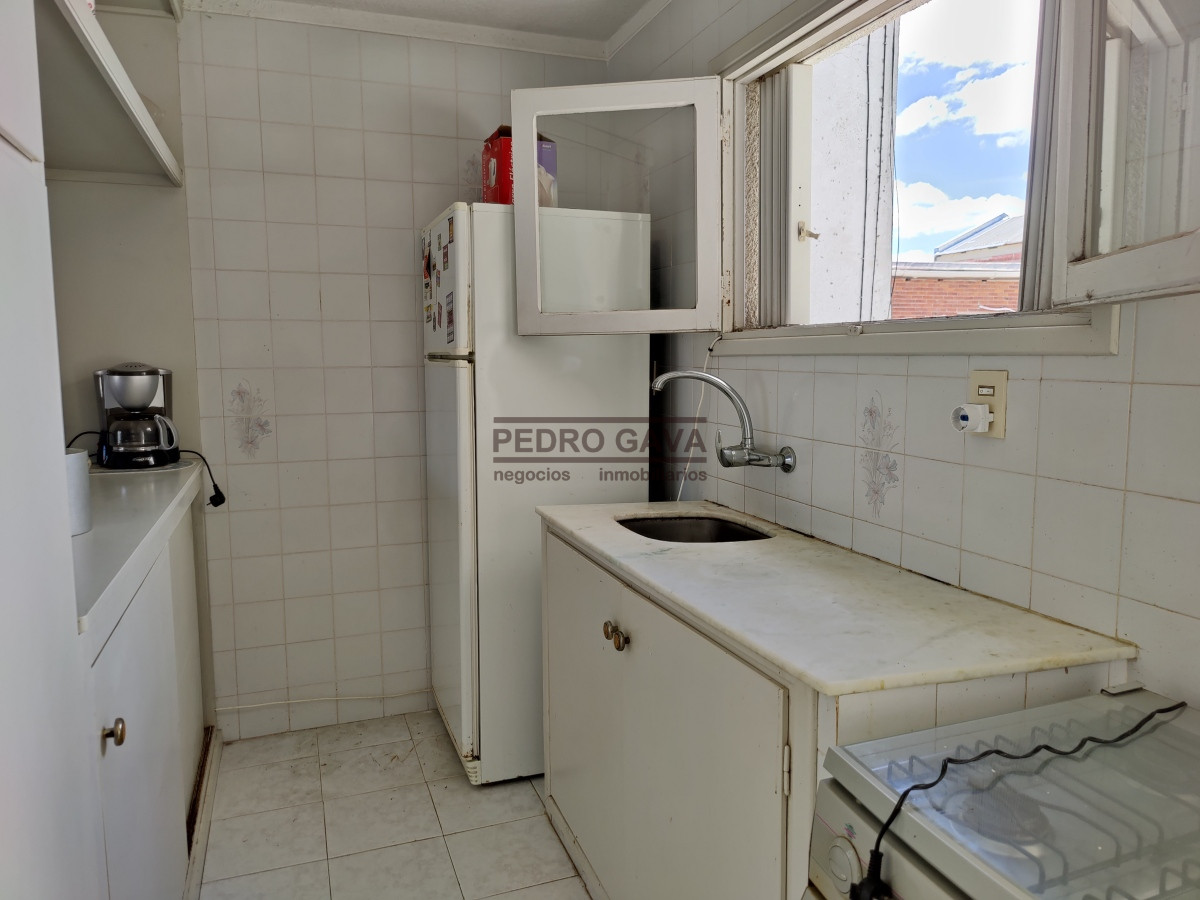 Apartamento ID.222 - Alquiler anual en Piriapolis, apartamento en pleno centro !!!