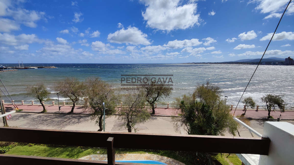 Apartamento ID.309 - Apartamento en venta en Piriápolis – Edificio Armen, vista al mar y atardeceres únicos