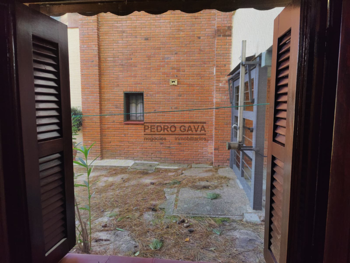 Apartamento ID.362 - Apartamento en alquiler en Piriápolis, planta baja con patio y 2 dormitorios