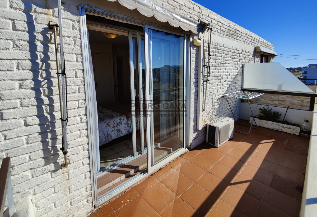 Apartamento ID.311 - Penthouse exclusivo frente al mar a la venta en Piriápolis