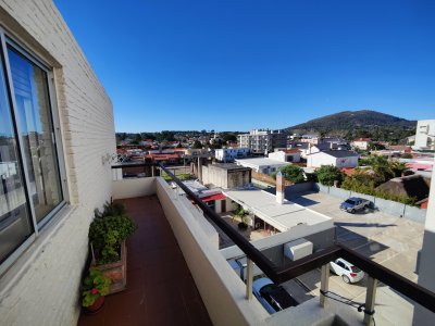 Apartamento ID.311 - Penthouse exclusivo frente al mar a la venta en Piriápolis