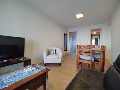 Apartamento ID.157 - Apartamento a la venta frente al mar en Piriapolis