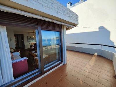 Apartamento ID.311 - Penthouse exclusivo frente al mar a la venta en Piriápolis