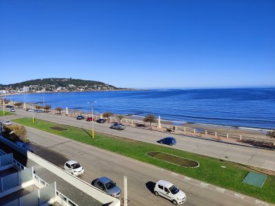 Apartamento ID.311 - Penthouse exclusivo frente al mar a la venta en Piriápolis