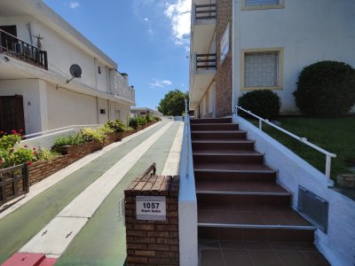 Apartamento ID.222 - Alquiler anual en Piriapolis, apartamento en pleno centro !!!