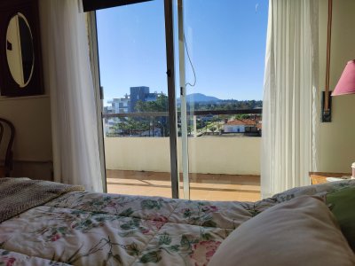 Apartamento ID.311 - Penthouse exclusivo frente al mar a la venta en Piriápolis