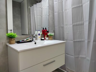 Apartamento ID.334 - Apartamento a la ventafrente al mar con gran terraza de 38 m² en Piriápolis !!