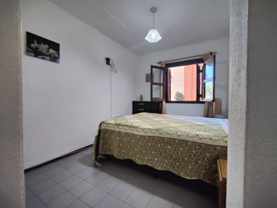 Apartamento ID.362 - Apartamento en alquiler en Piriápolis, planta baja con patio y 2 dormitorios