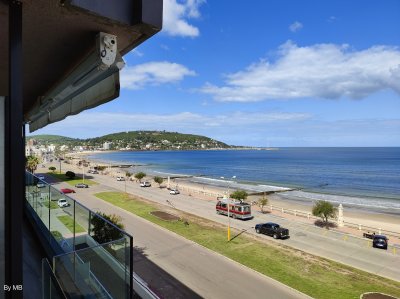 Apartamento ID.157 - Apartamento a la venta frente al mar en Piriapolis