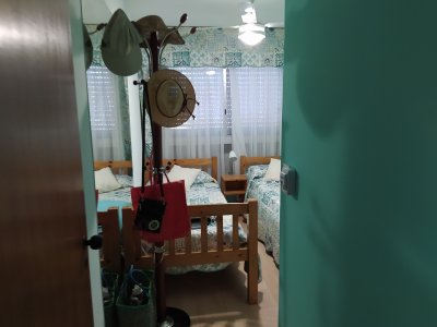 Apartamento ID.149 - Apartamento a la venta de 3 dormitorios y 2 baños sobre la Rambla de Piriapolis