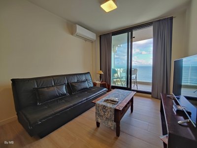 Apartamento ID.157 - Apartamento a la venta frente al mar en Piriapolis