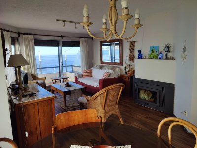 Penthouse exclusivo frente al mar a la venta en Piriápolis