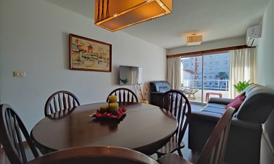 Apartamento a la venta de 2 dormitorios en Piriapolis