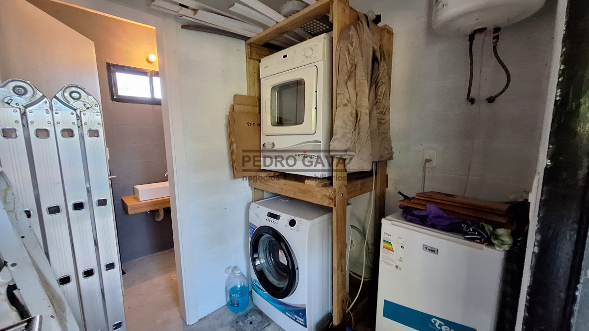 Casa ID.294 - Tu refugio soñado en Balneario Las Flores, a pasos de la playa y con vista al mar