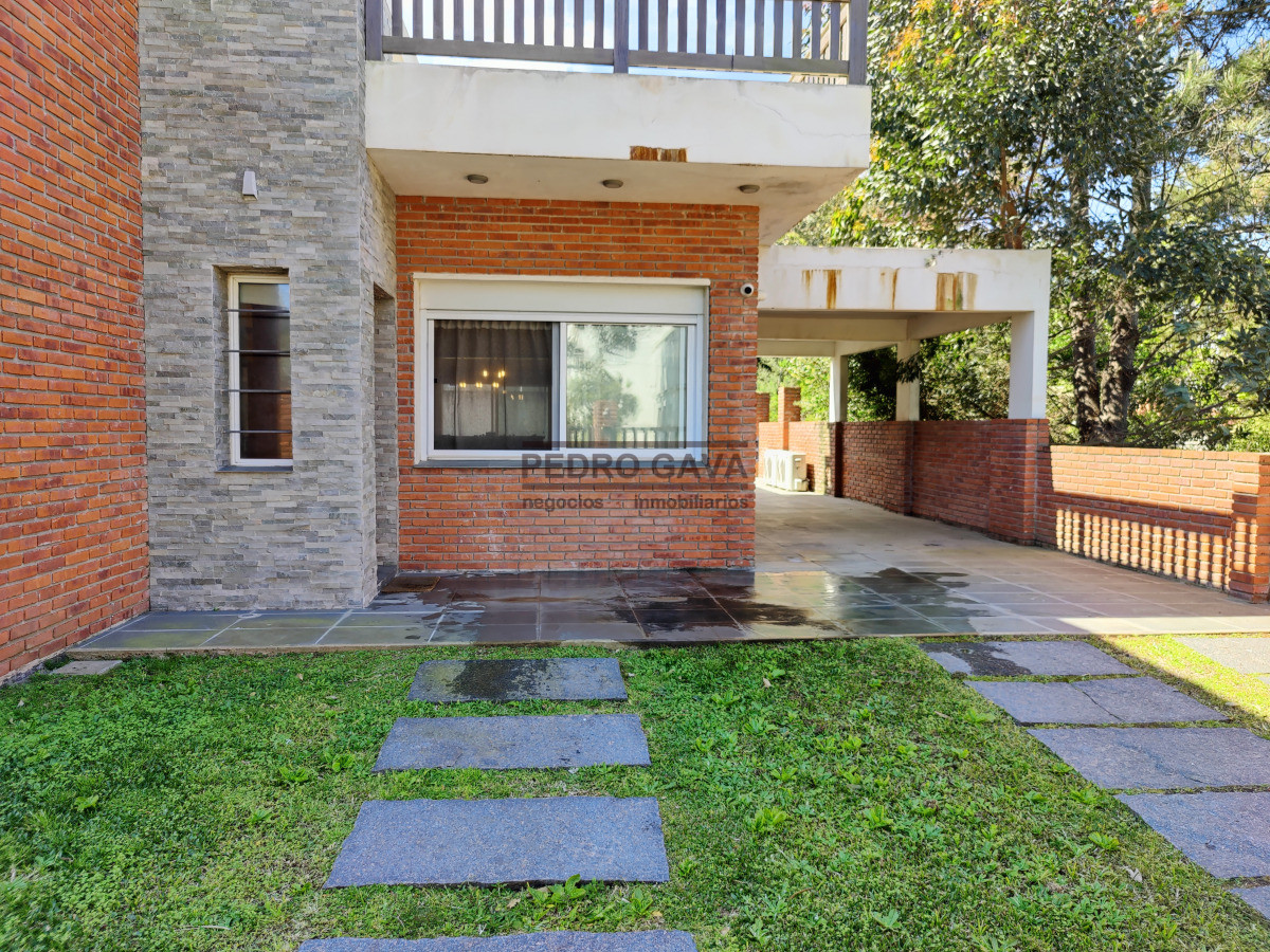 Casa ID.15 - ¡Casa a la venta en Piriápolis! Confort, calidad y mar, todo en un solo lugar.