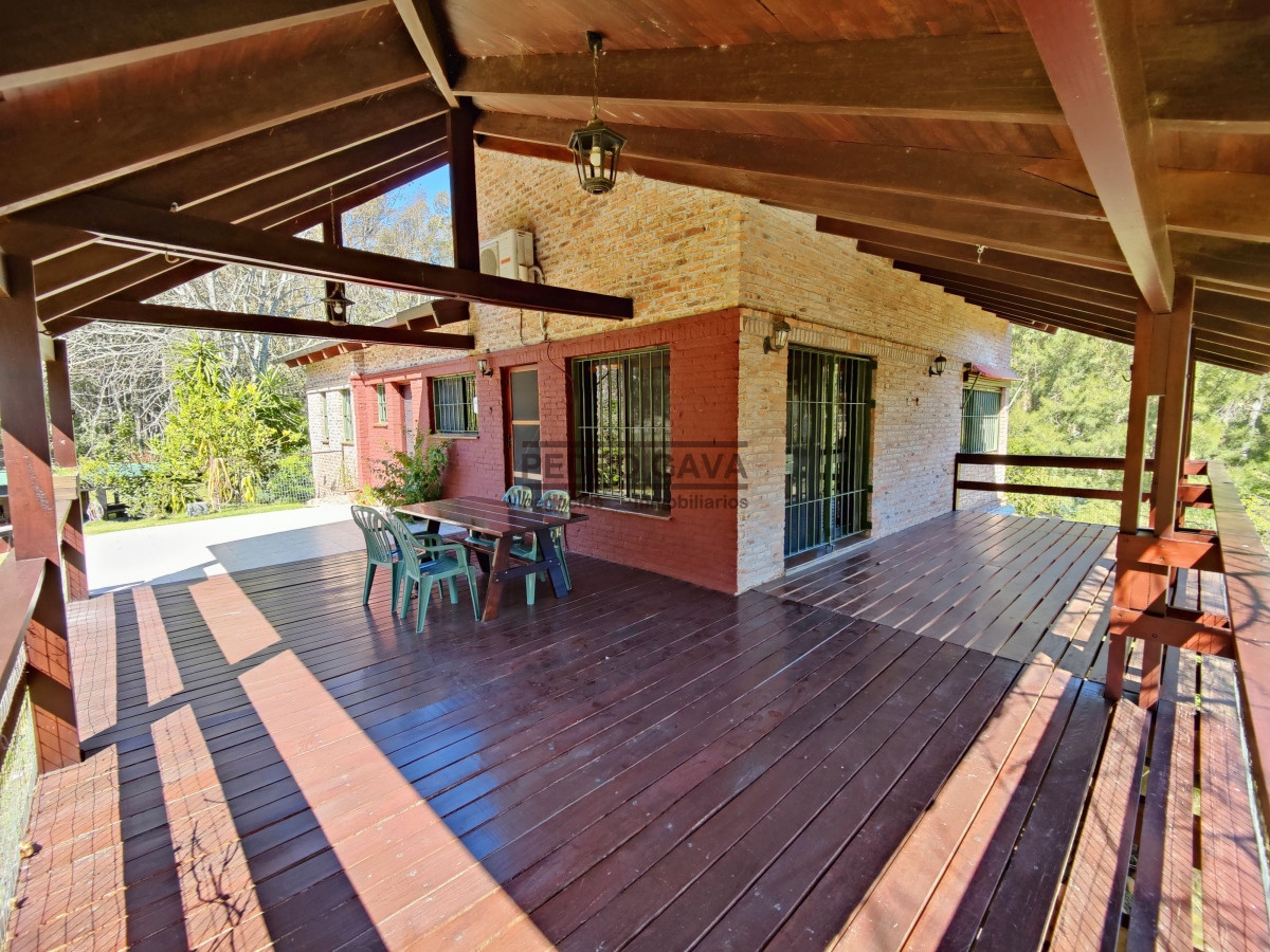 Casa ID.194 - Entre sierras y mar, Chalet de calidad a la venta en Balneario Bella Vista, Piriapolis.