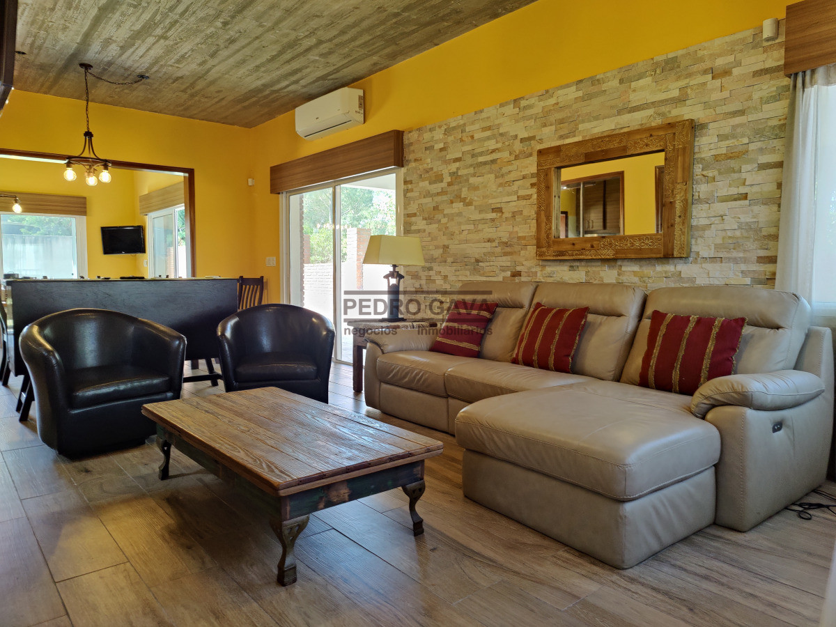 Casa ID.15 - ¡Casa a la venta en Piriápolis! Confort, calidad y mar, todo en un solo lugar.