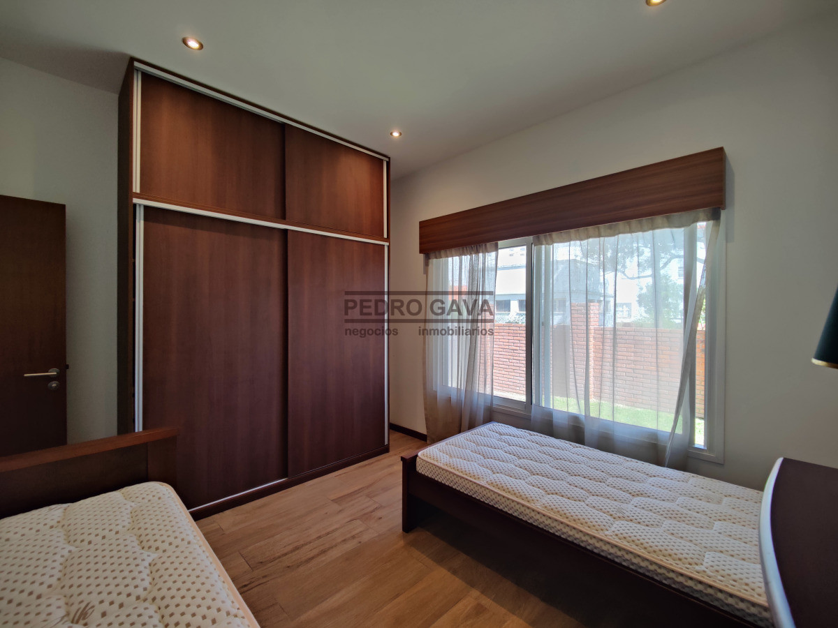 Casa ID.15 - ¡Casa a la venta en Piriápolis! Confort, calidad y mar, todo en un solo lugar.