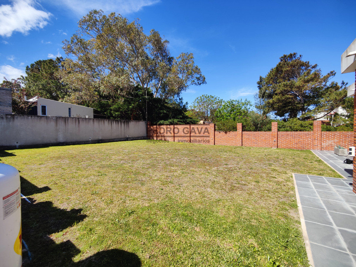 Casa ID.15 - ¡Casa a la venta en Piriápolis! Confort, calidad y mar, todo en un solo lugar.