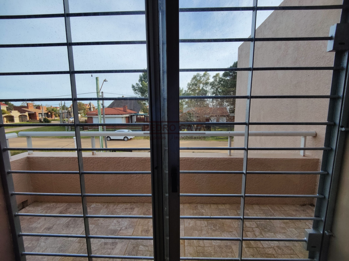 Casa ID.33 - Piriapolis, Casa en venta de 3 dormitorios y 3 baños a 200 metros de la playa.