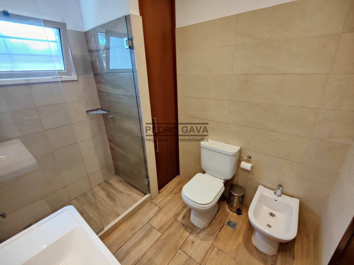 Casa ID.15 - ¡Casa a la venta en Piriápolis! Confort, calidad y mar, todo en un solo lugar.