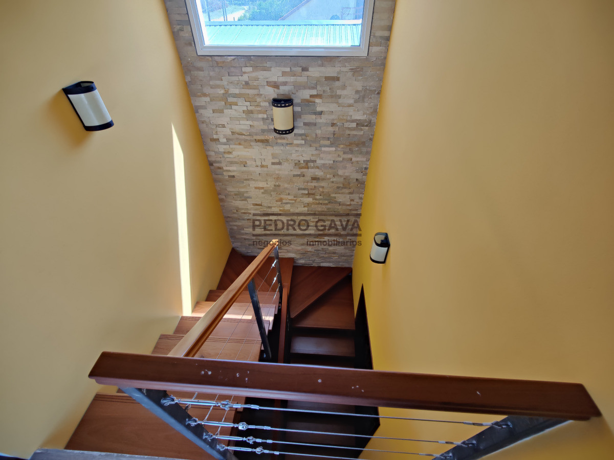 Casa ID.15 - ¡Casa a la venta en Piriápolis! Confort, calidad y mar, todo en un solo lugar.